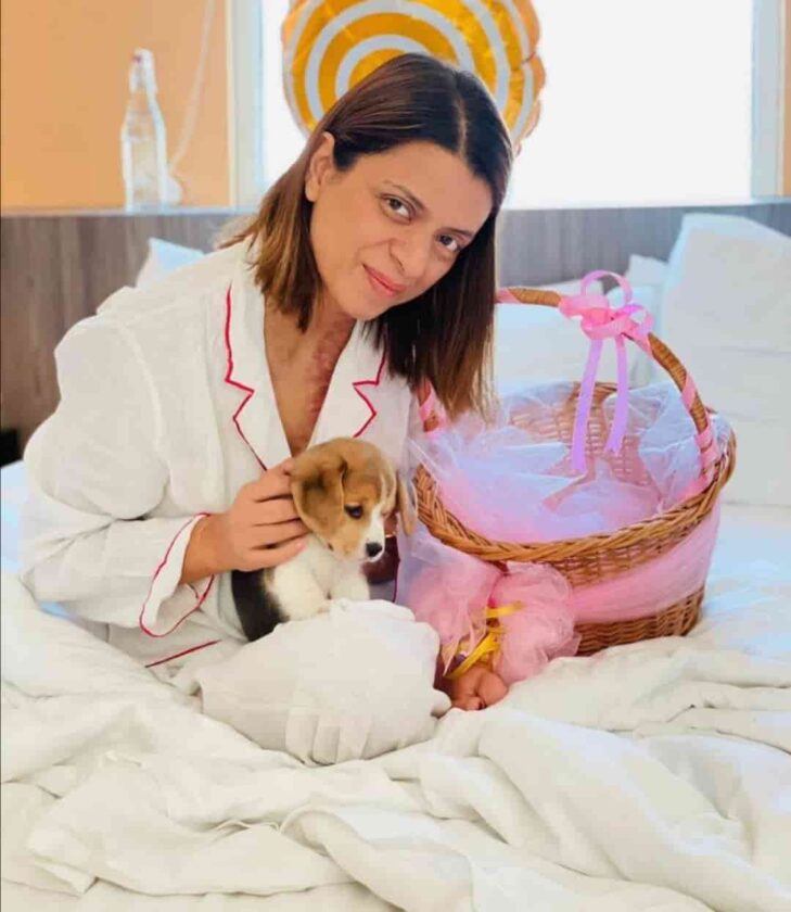 kangana ranaut gifted puppy named Gappu Chandel to sister Rangoli Chandel