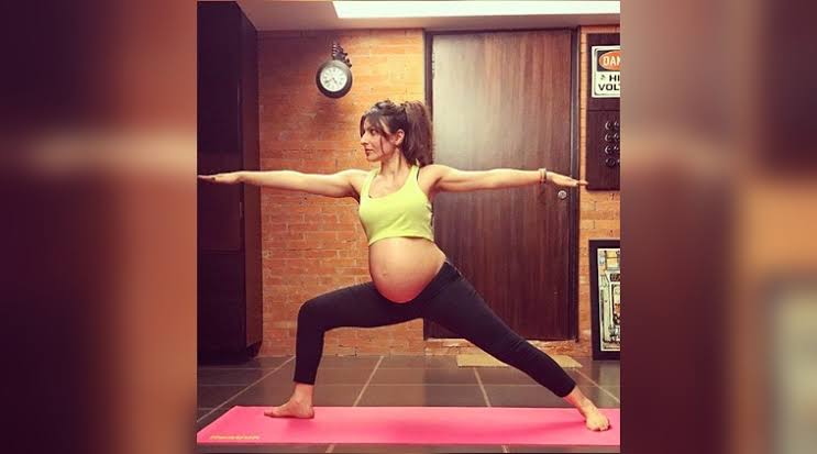 Soha Ali Khan doing yoga during her Pregnancy