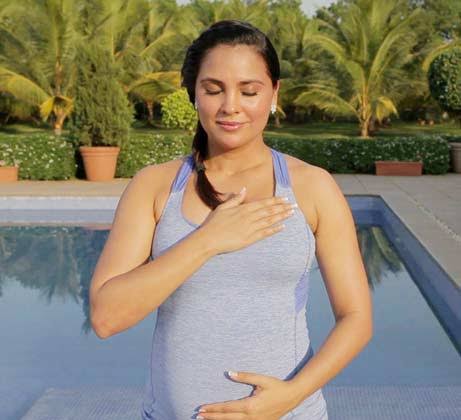 Lara Dutta doing yoga during her Pregnancy