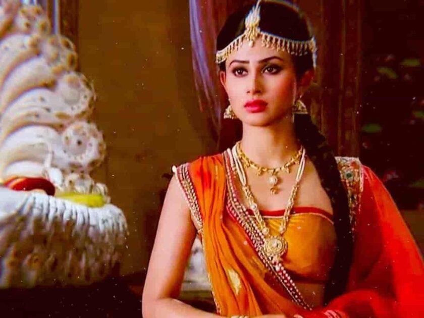 Mouni Roy