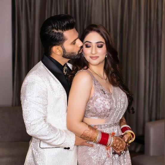 Dishul reception