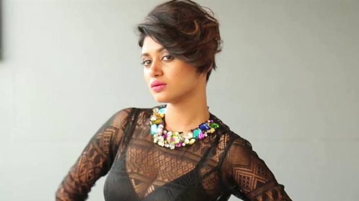 Oviya