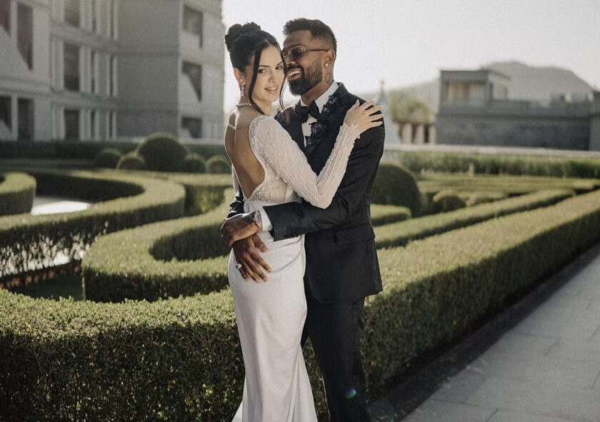 hardik or Natasha ne ki shaadi